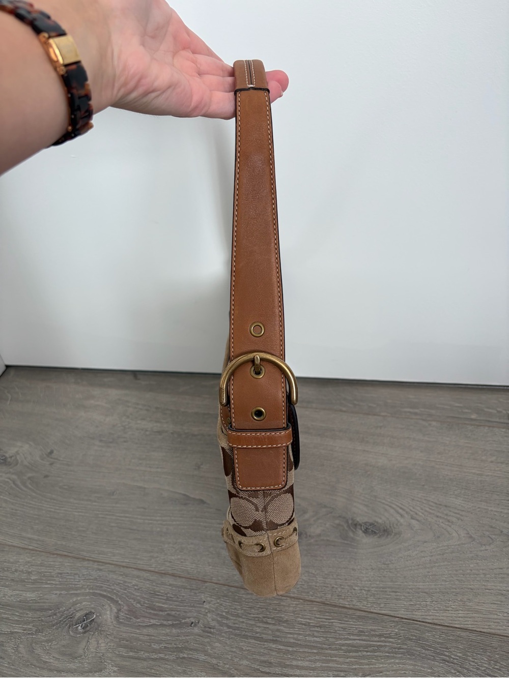 Coach Vintage Y2K Signature Canvas and Suede Shoulder Bag - Picture 2 of 15
